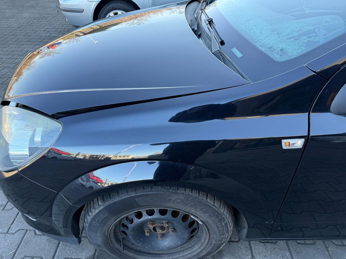 Opel AStra H GTC original Kotfl&uuml;gel links Z20R Saphirschwarz Metallic BJ09